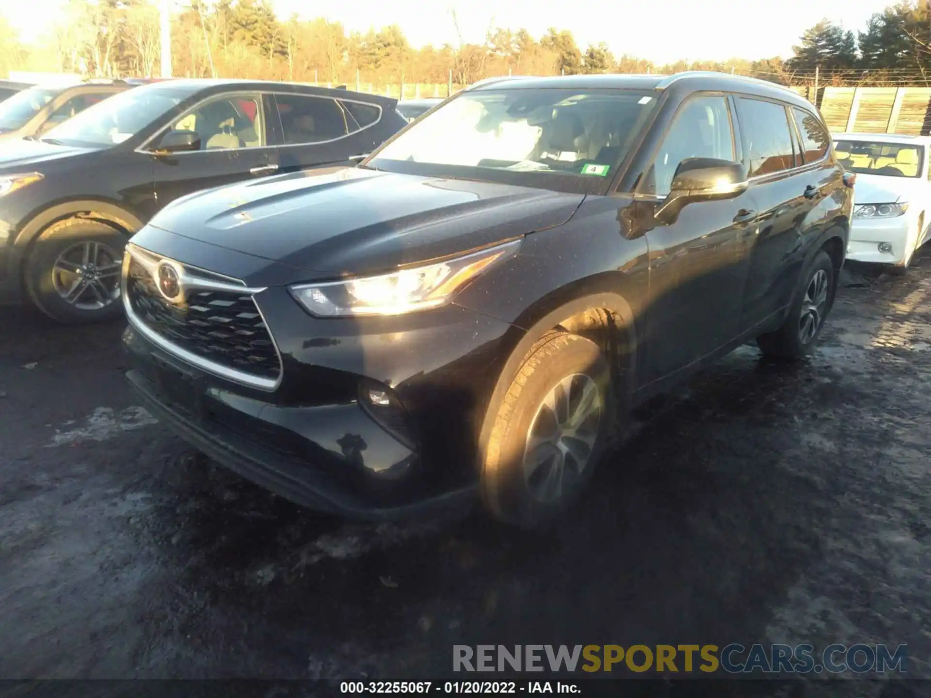 2 Photograph of a damaged car 5TDGZRBH9LS504575 TOYOTA HIGHLANDER 2020