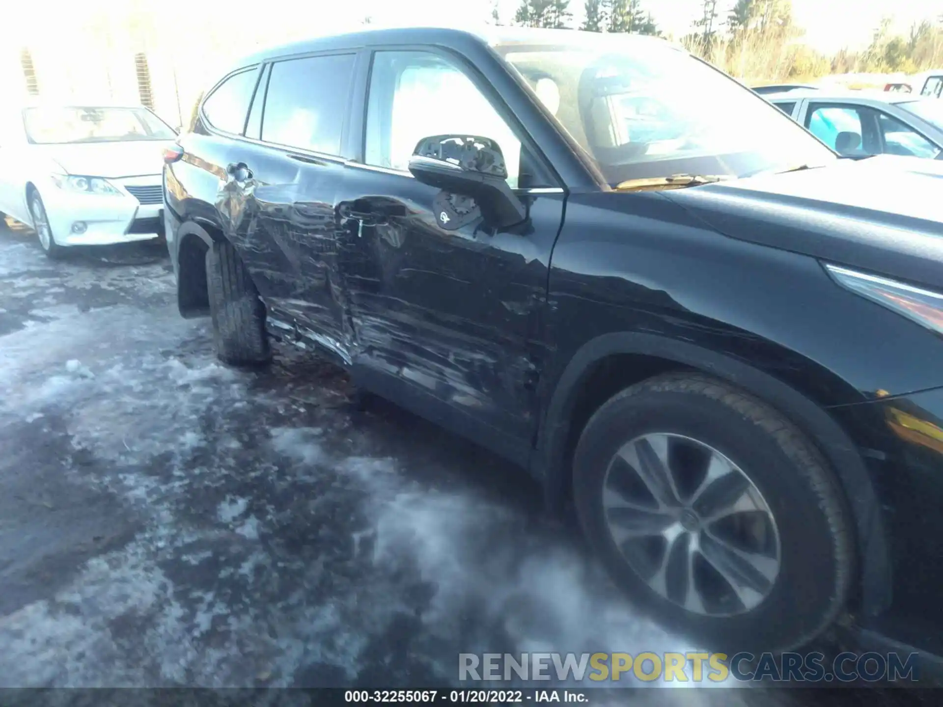 6 Photograph of a damaged car 5TDGZRBH9LS504575 TOYOTA HIGHLANDER 2020