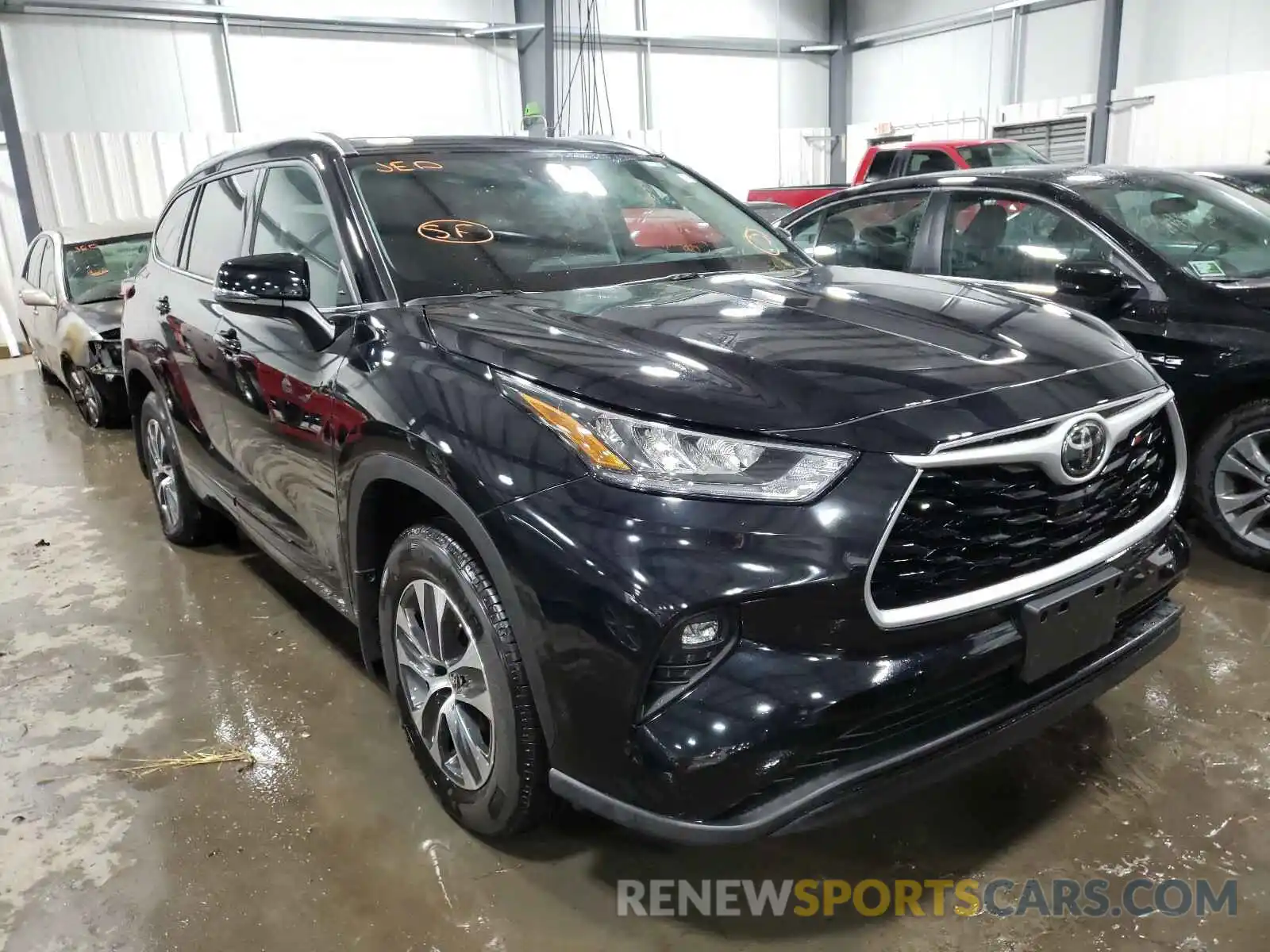 1 Photograph of a damaged car 5TDGZRBH9LS519450 TOYOTA HIGHLANDER 2020