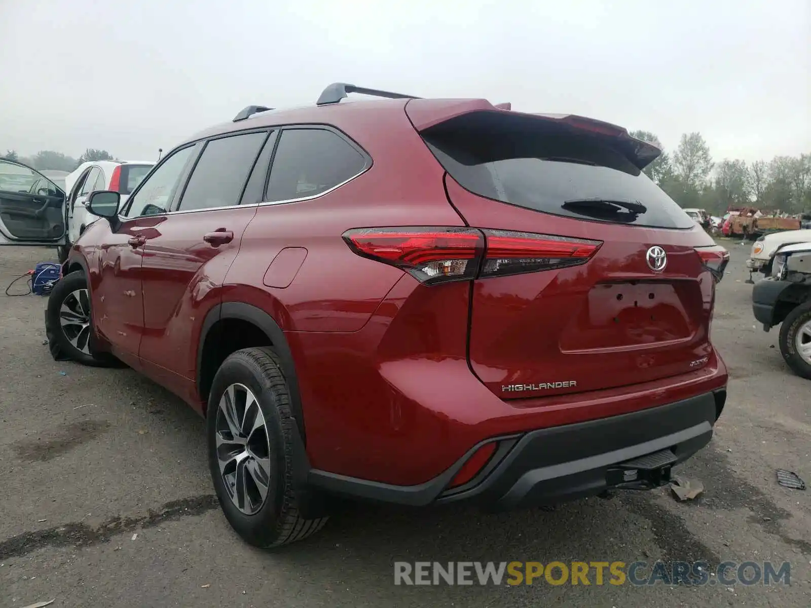 3 Photograph of a damaged car 5TDGZRBHXLS002416 TOYOTA HIGHLANDER 2020