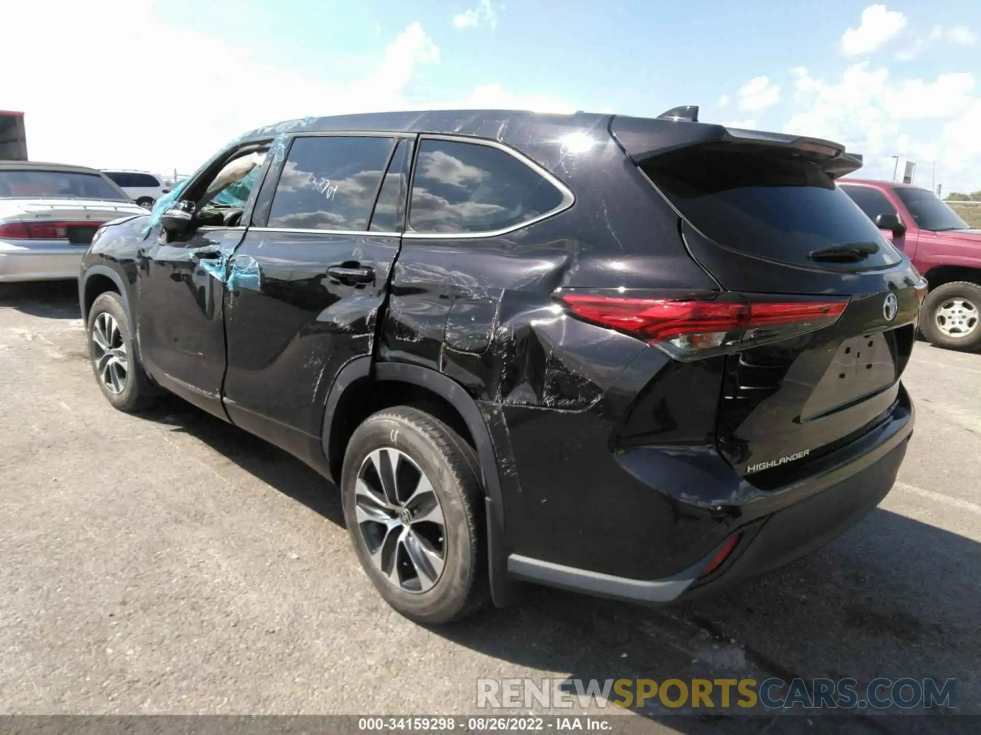 3 Photograph of a damaged car 5TDGZRBHXLS012492 TOYOTA HIGHLANDER 2020