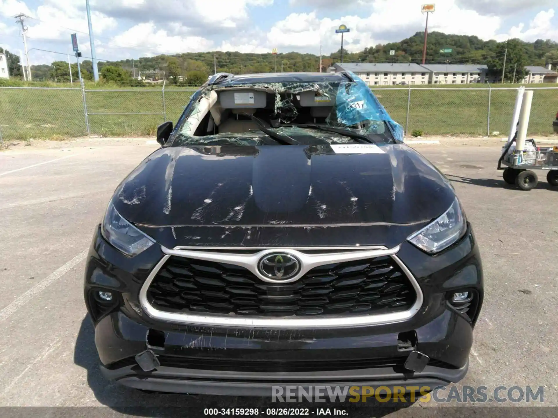 6 Photograph of a damaged car 5TDGZRBHXLS012492 TOYOTA HIGHLANDER 2020