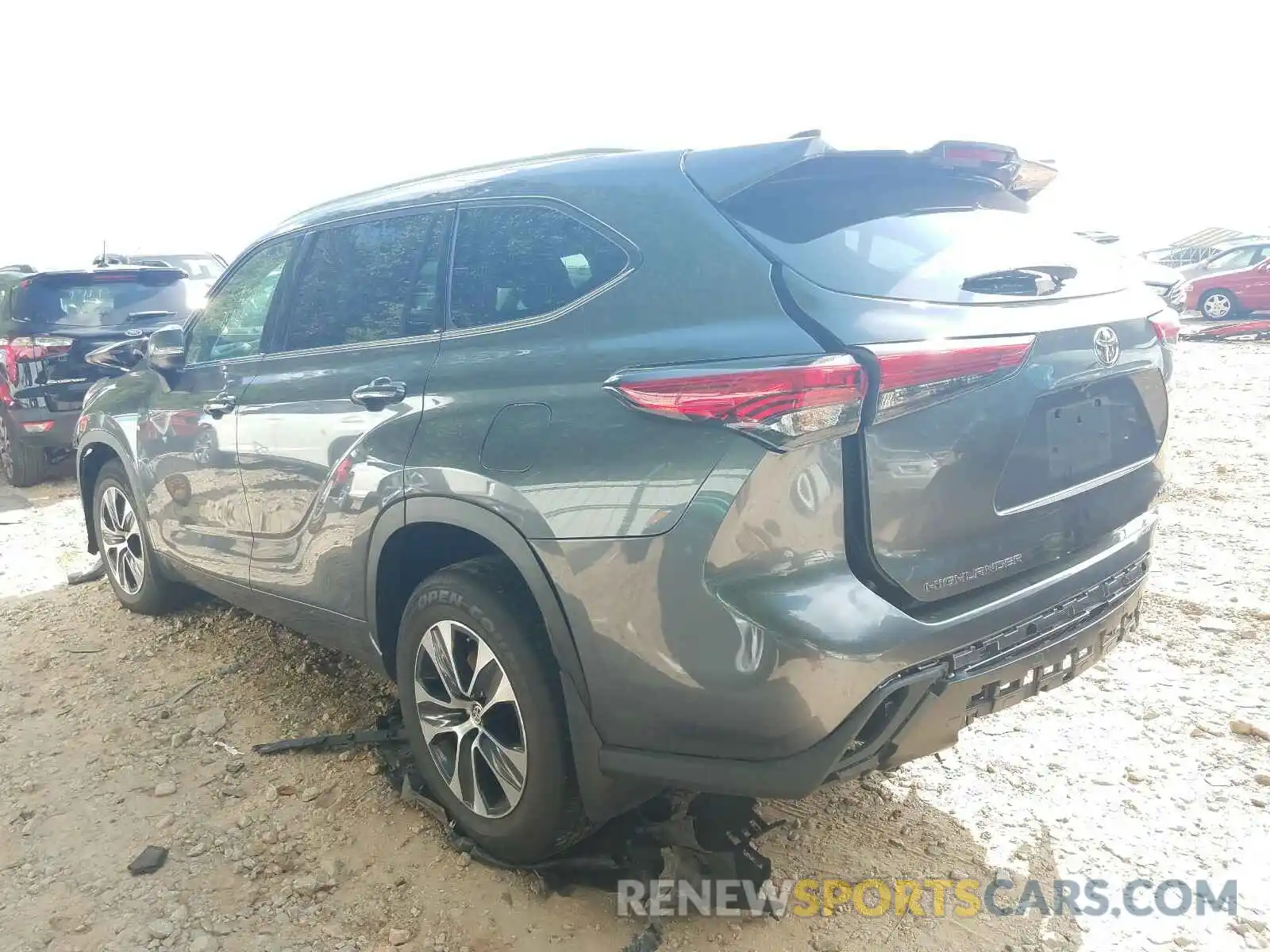 3 Photograph of a damaged car 5TDGZRBHXLS019622 TOYOTA HIGHLANDER 2020