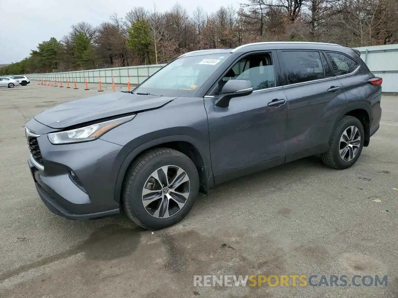 1 Photograph of a damaged car 5TDGZRBHXLS022262 TOYOTA HIGHLANDER 2020