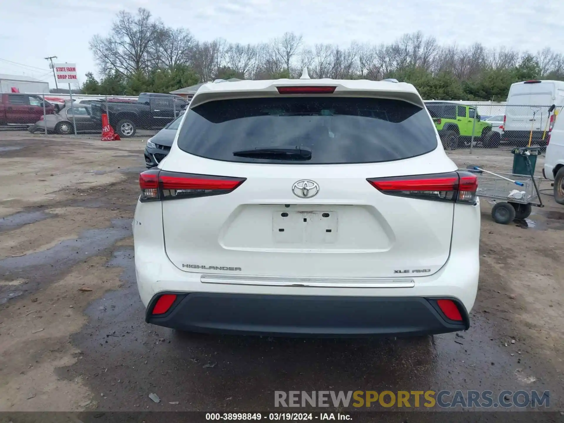 16 Photograph of a damaged car 5TDGZRBHXLS025565 TOYOTA HIGHLANDER 2020