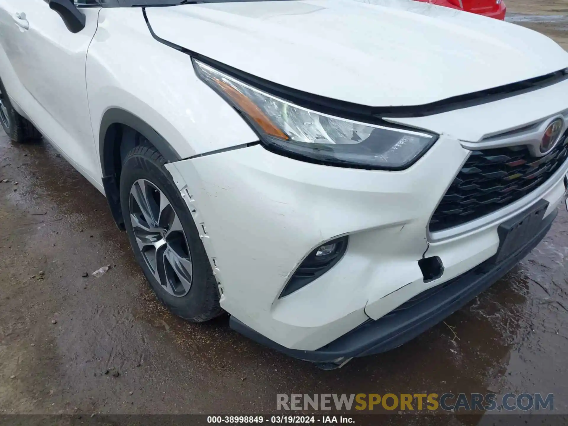 17 Photograph of a damaged car 5TDGZRBHXLS025565 TOYOTA HIGHLANDER 2020