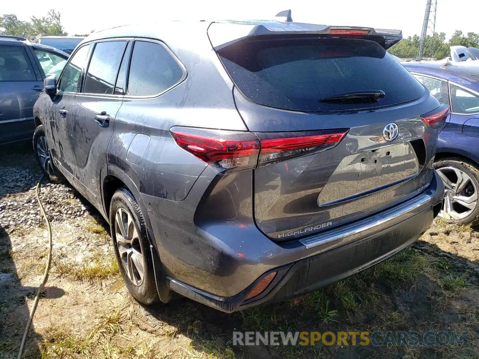 3 Photograph of a damaged car 5TDGZRBHXLS035111 TOYOTA HIGHLANDER 2020