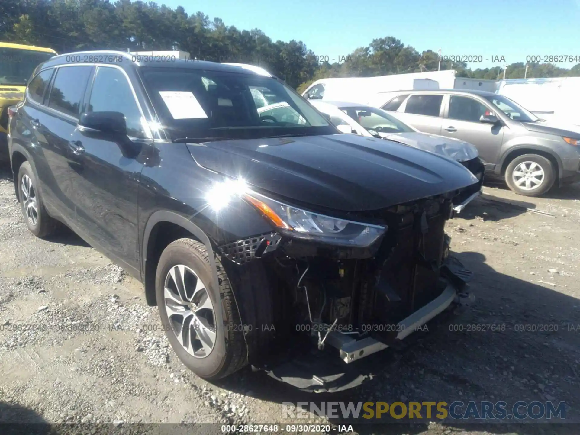 1 Photograph of a damaged car 5TDGZRBHXLS503922 TOYOTA HIGHLANDER 2020