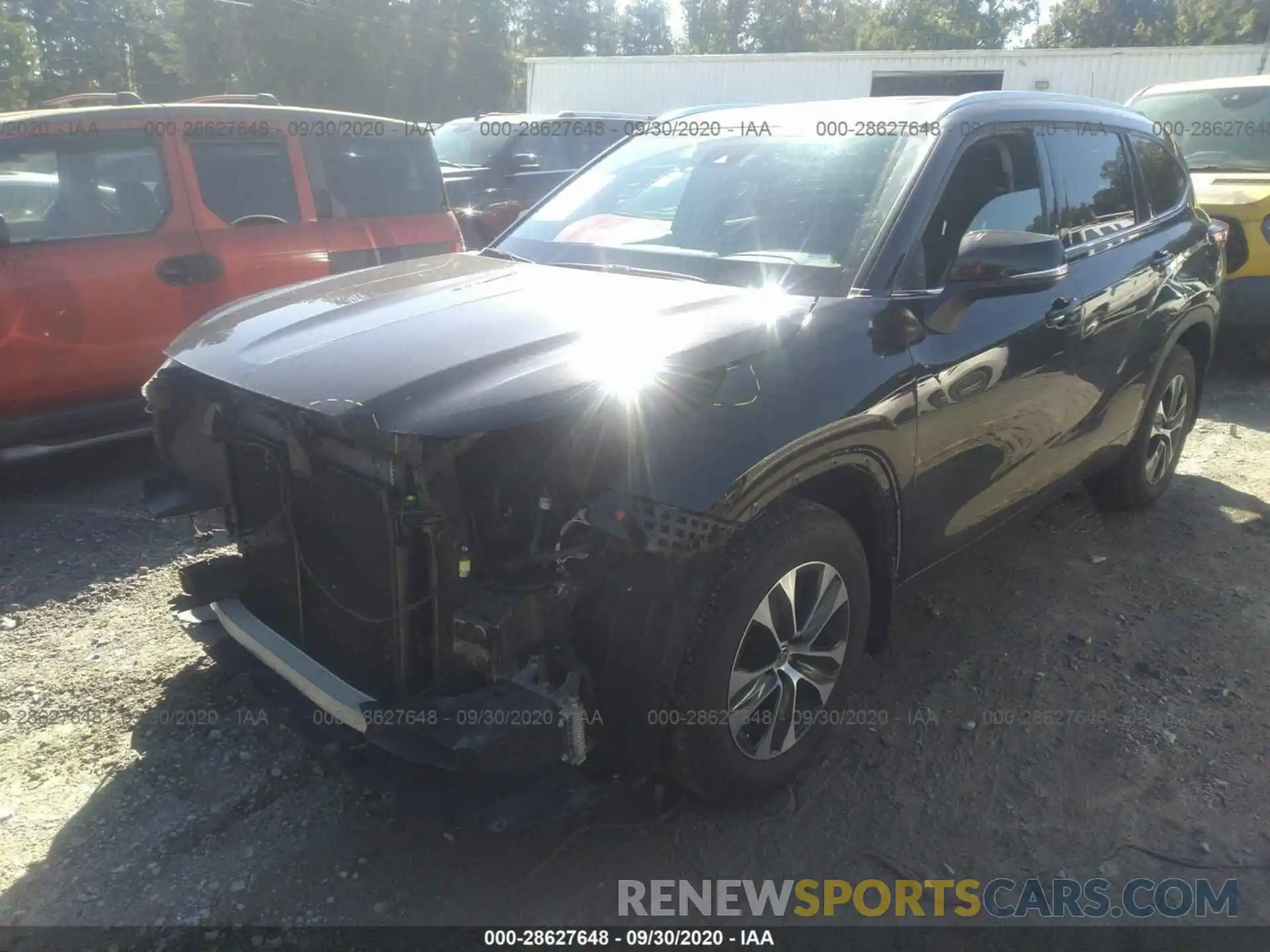 2 Photograph of a damaged car 5TDGZRBHXLS503922 TOYOTA HIGHLANDER 2020