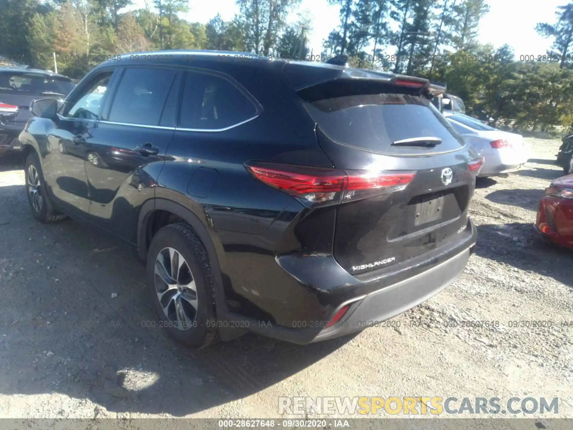 3 Photograph of a damaged car 5TDGZRBHXLS503922 TOYOTA HIGHLANDER 2020