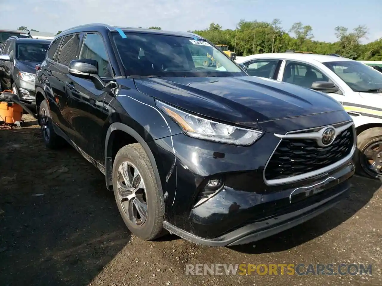 1 Photograph of a damaged car 5TDGZRBHXLS509803 TOYOTA HIGHLANDER 2020