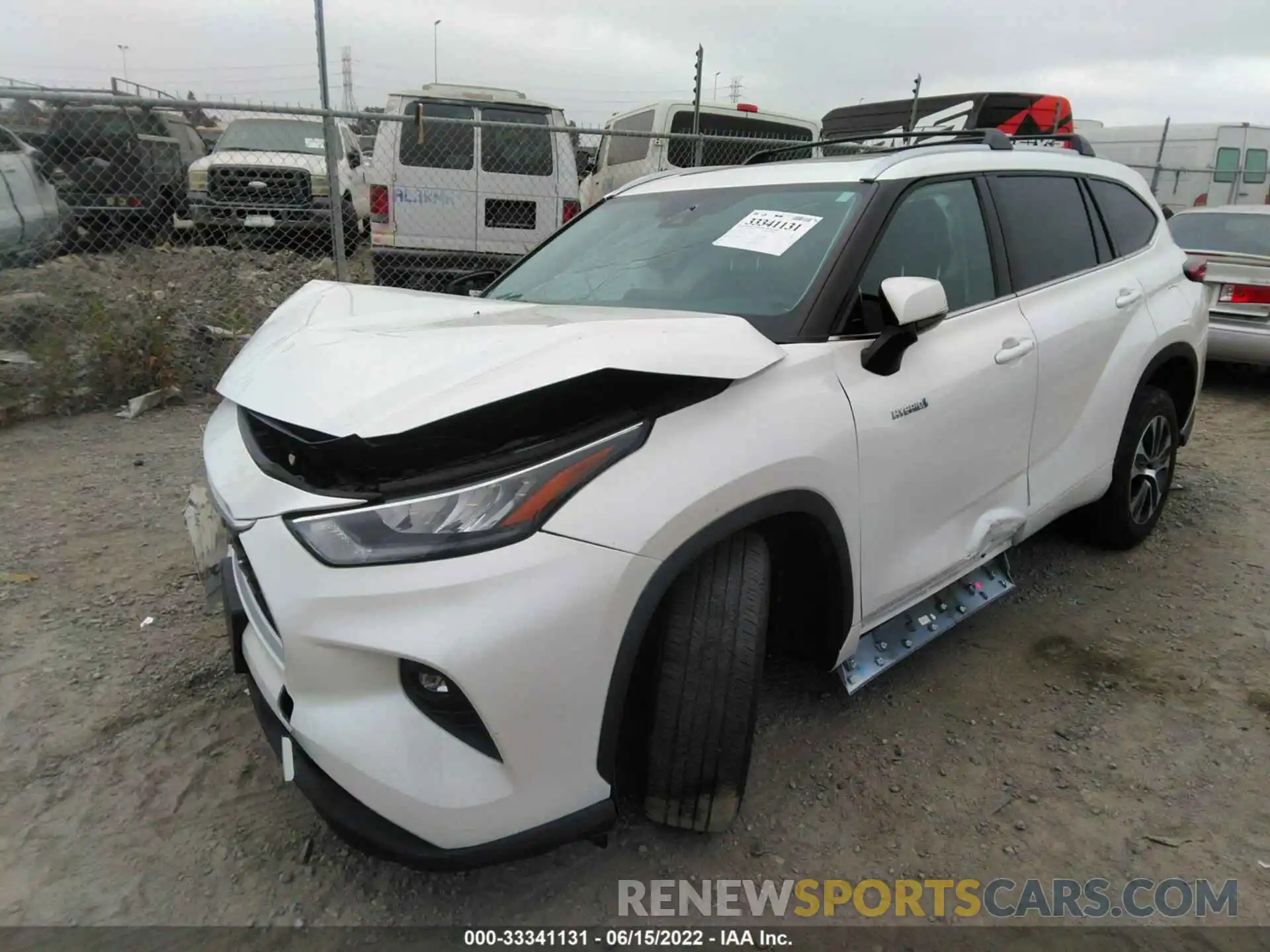 2 Photograph of a damaged car 5TDHARAH1LS502011 TOYOTA HIGHLANDER 2020