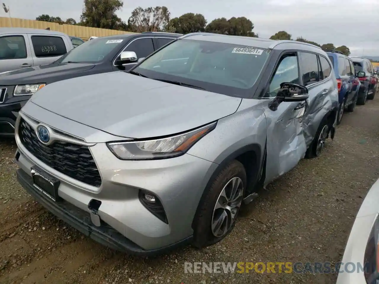 2 Photograph of a damaged car 5TDHARAH2LS500509 TOYOTA HIGHLANDER 2020