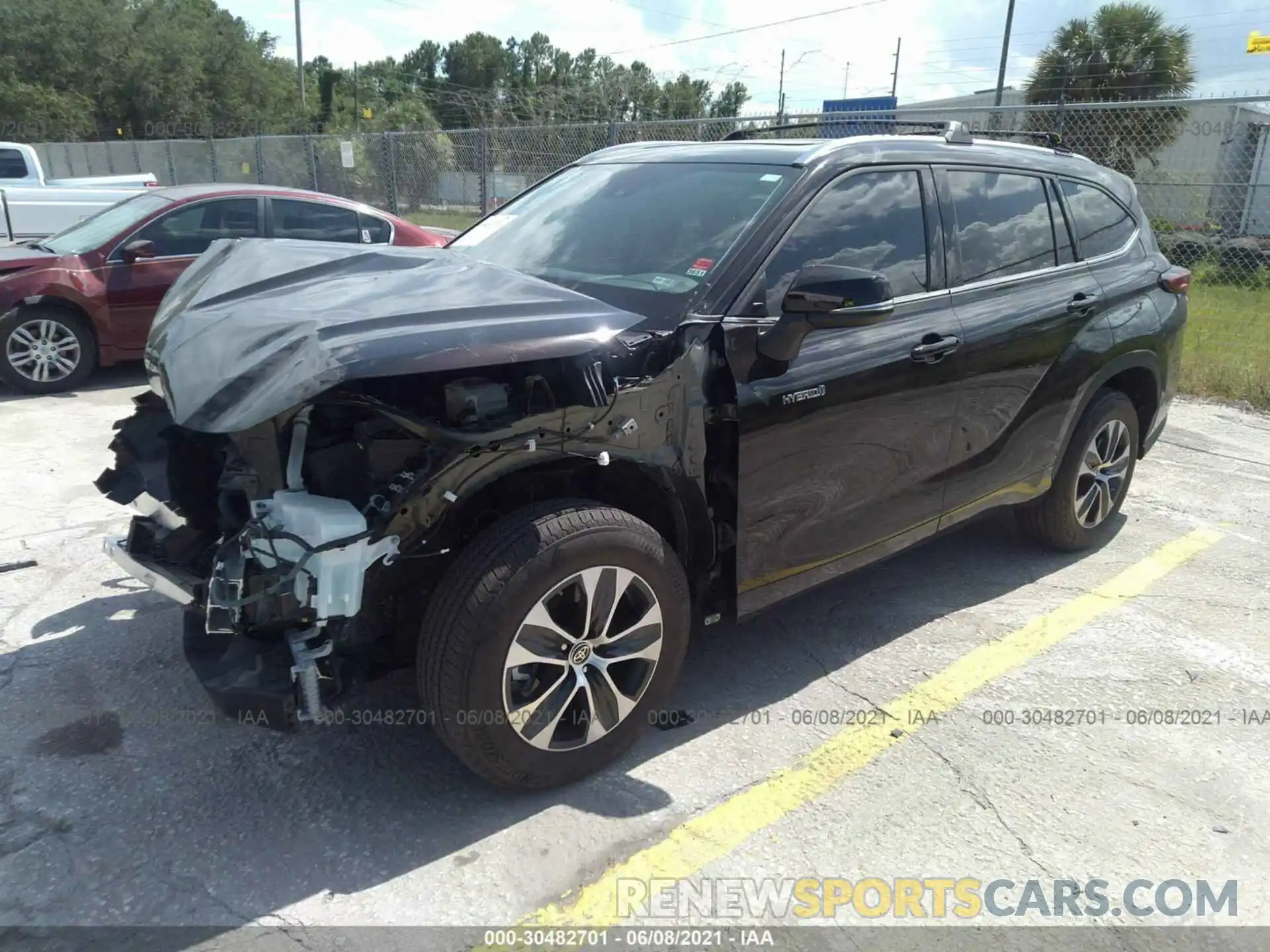 2 Photograph of a damaged car 5TDHARAH8LS004274 TOYOTA HIGHLANDER 2020