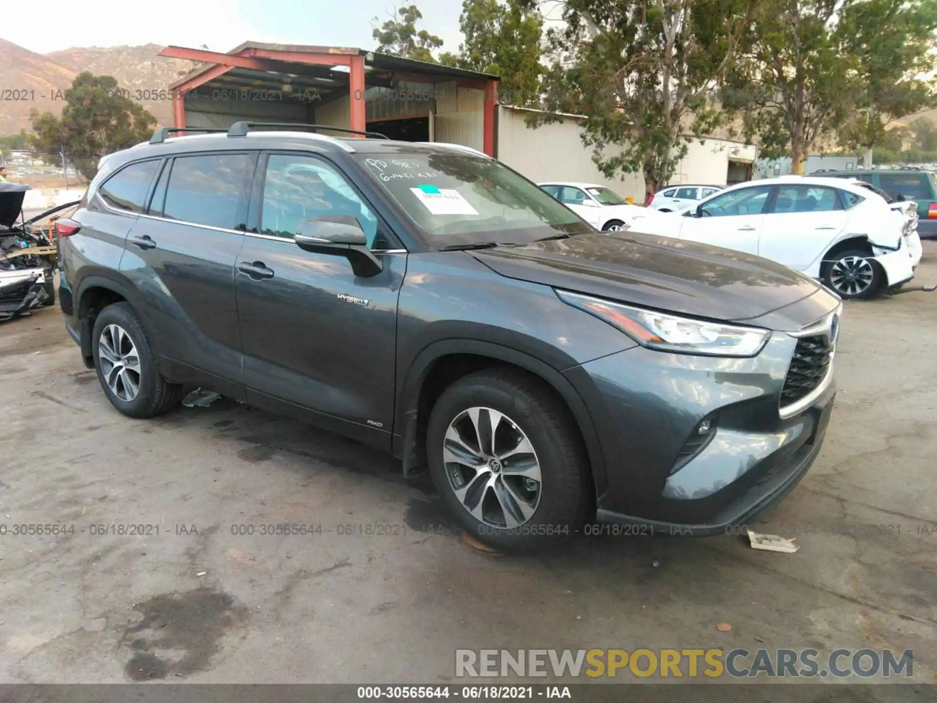 1 Photograph of a damaged car 5TDHBRCH0LS506030 TOYOTA HIGHLANDER 2020