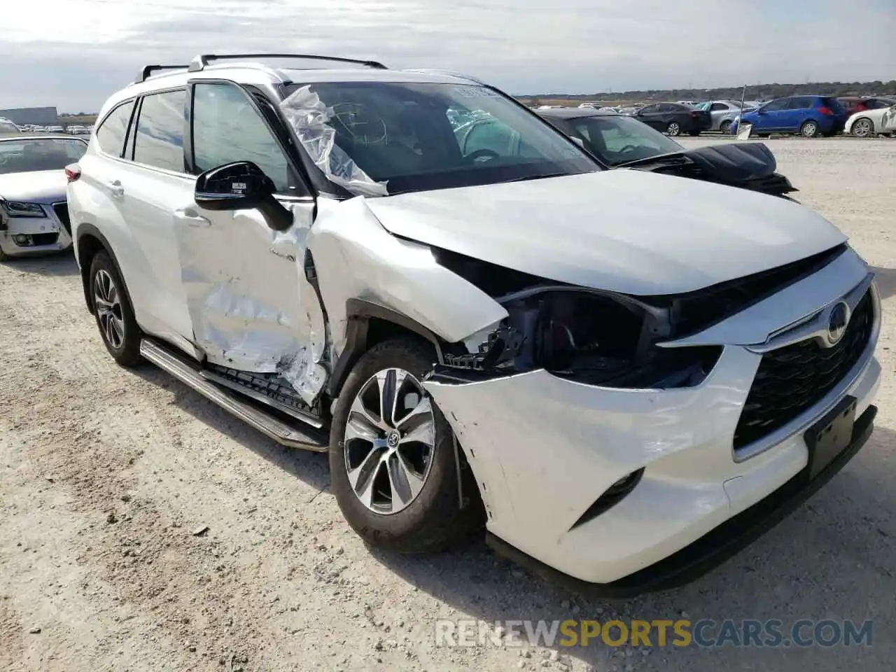 9 Photograph of a damaged car 5TDHBRCH0LS510627 TOYOTA HIGHLANDER 2020