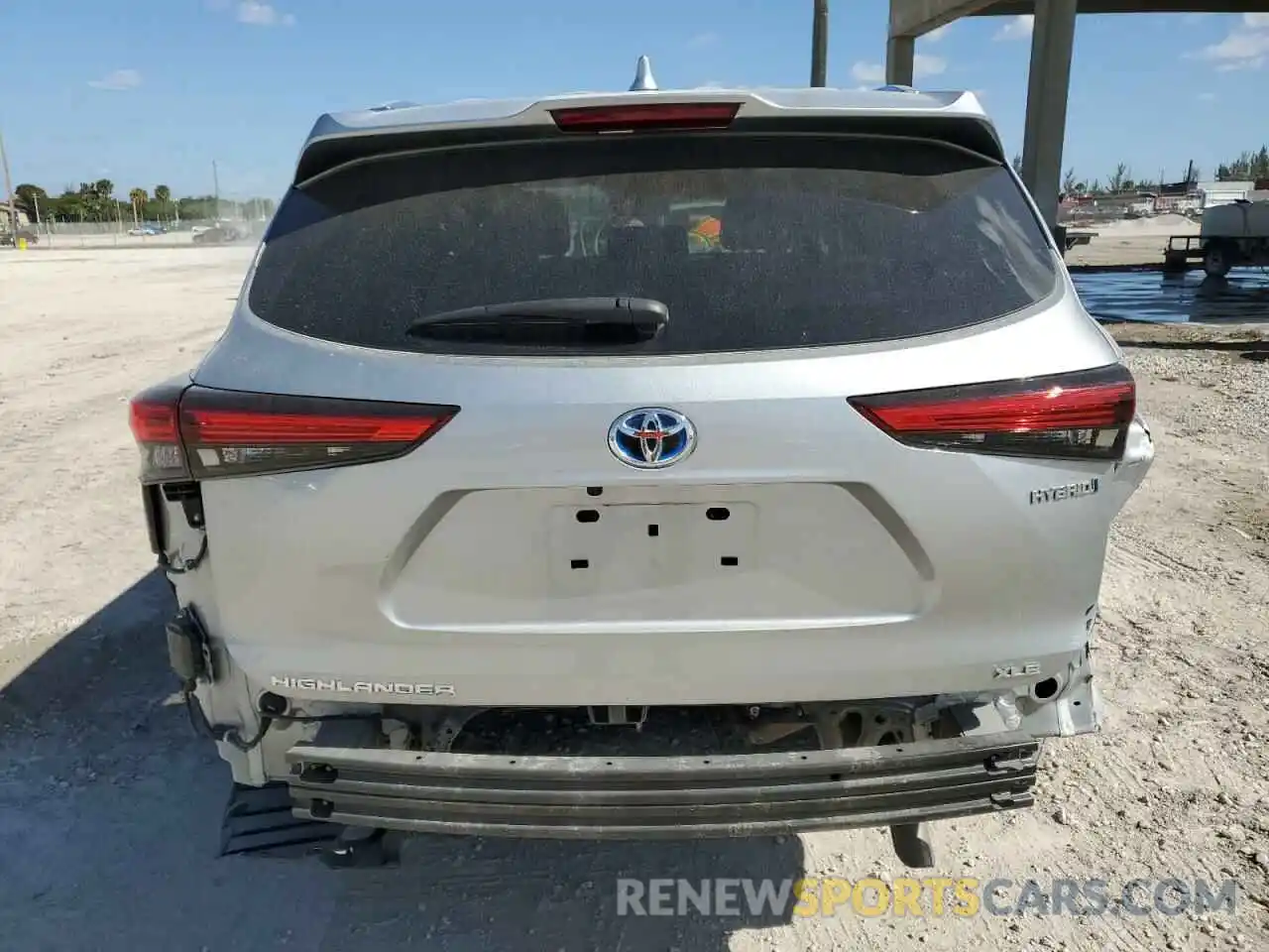 6 Photograph of a damaged car 5TDHBRCH0LS513253 TOYOTA HIGHLANDER 2020