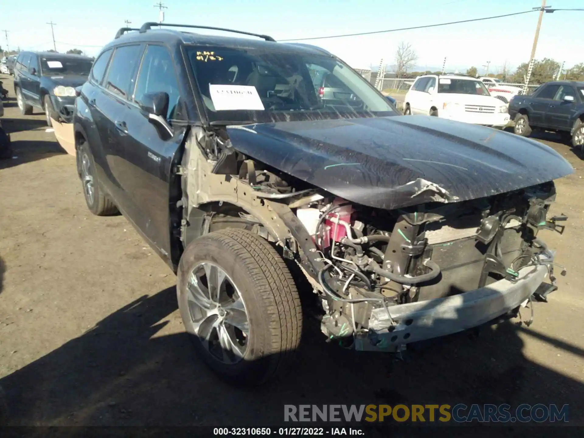 1 Photograph of a damaged car 5TDHBRCH1LS505727 TOYOTA HIGHLANDER 2020