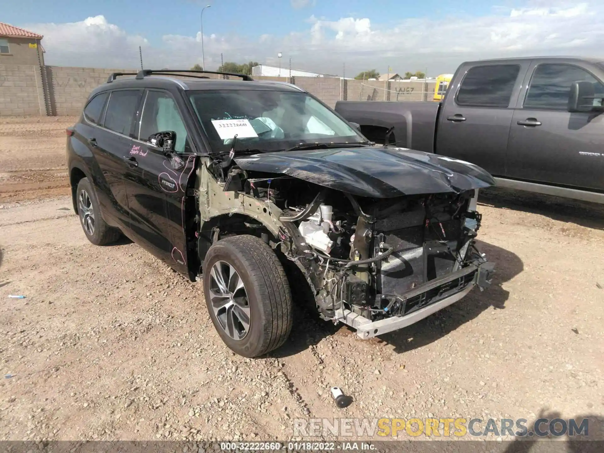 6 Photograph of a damaged car 5TDHBRCH1LS507896 TOYOTA HIGHLANDER 2020