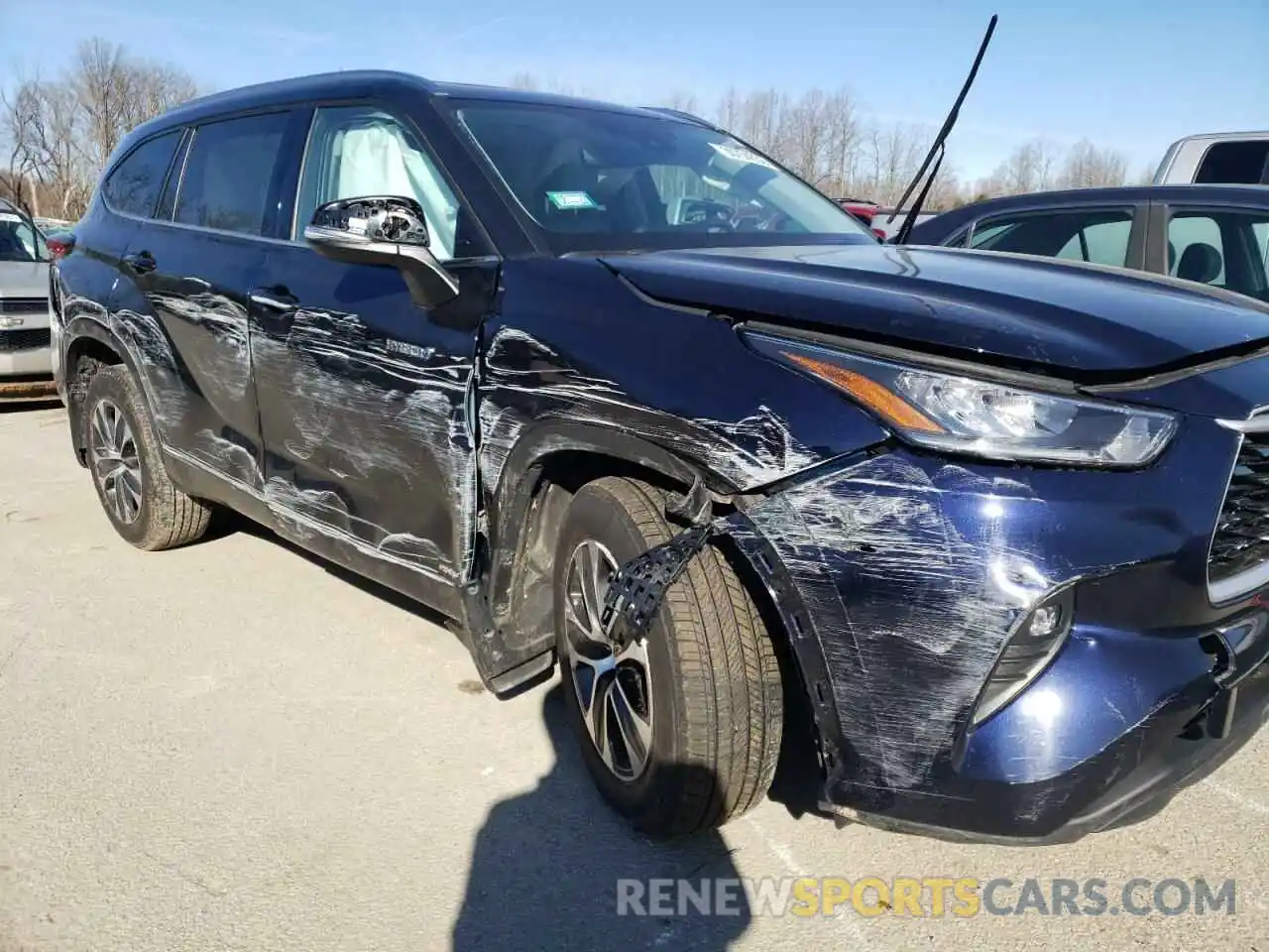 9 Photograph of a damaged car 5TDHBRCH1LS513536 TOYOTA HIGHLANDER 2020