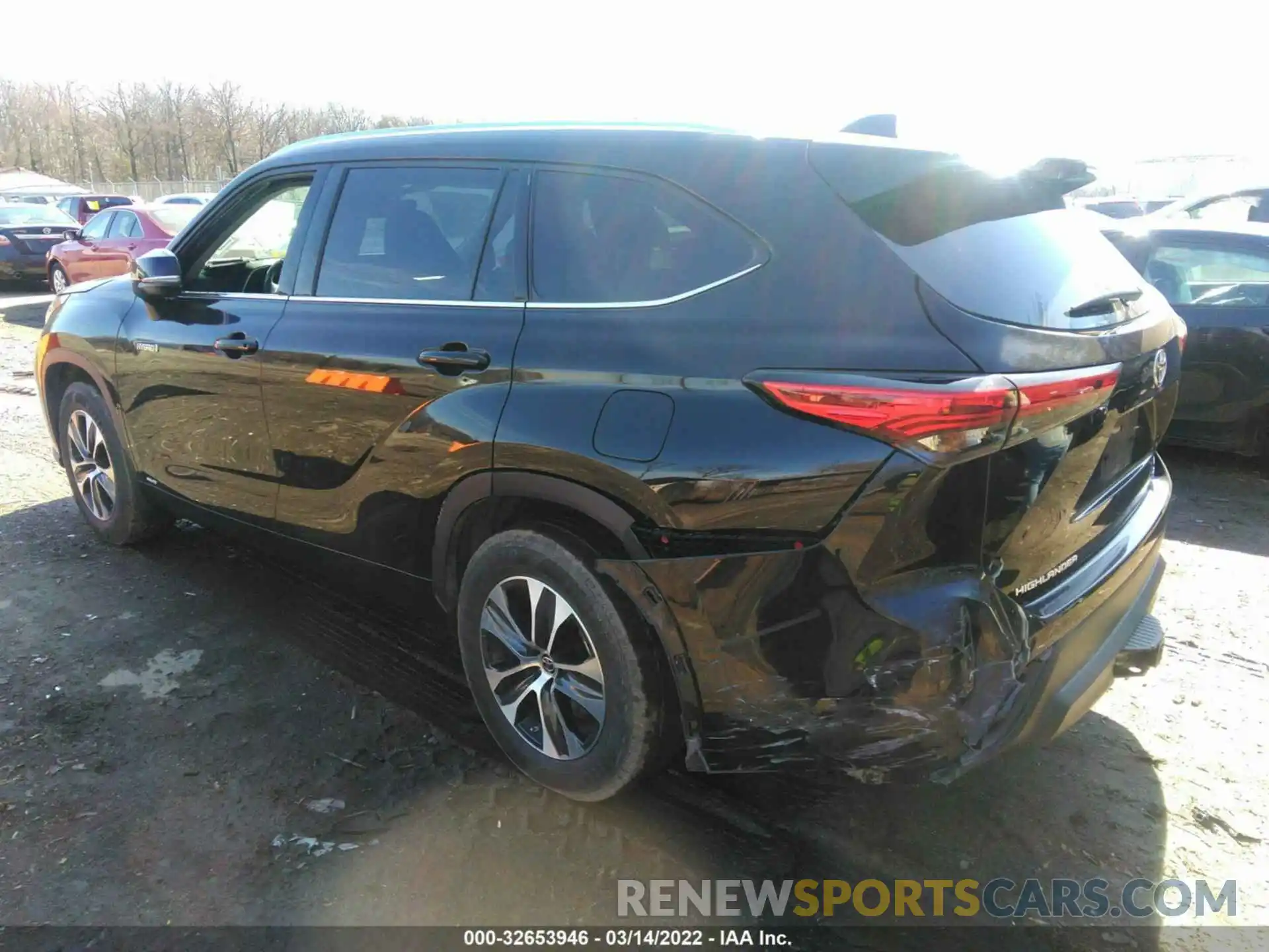 3 Photograph of a damaged car 5TDHBRCH2LS014423 TOYOTA HIGHLANDER 2020