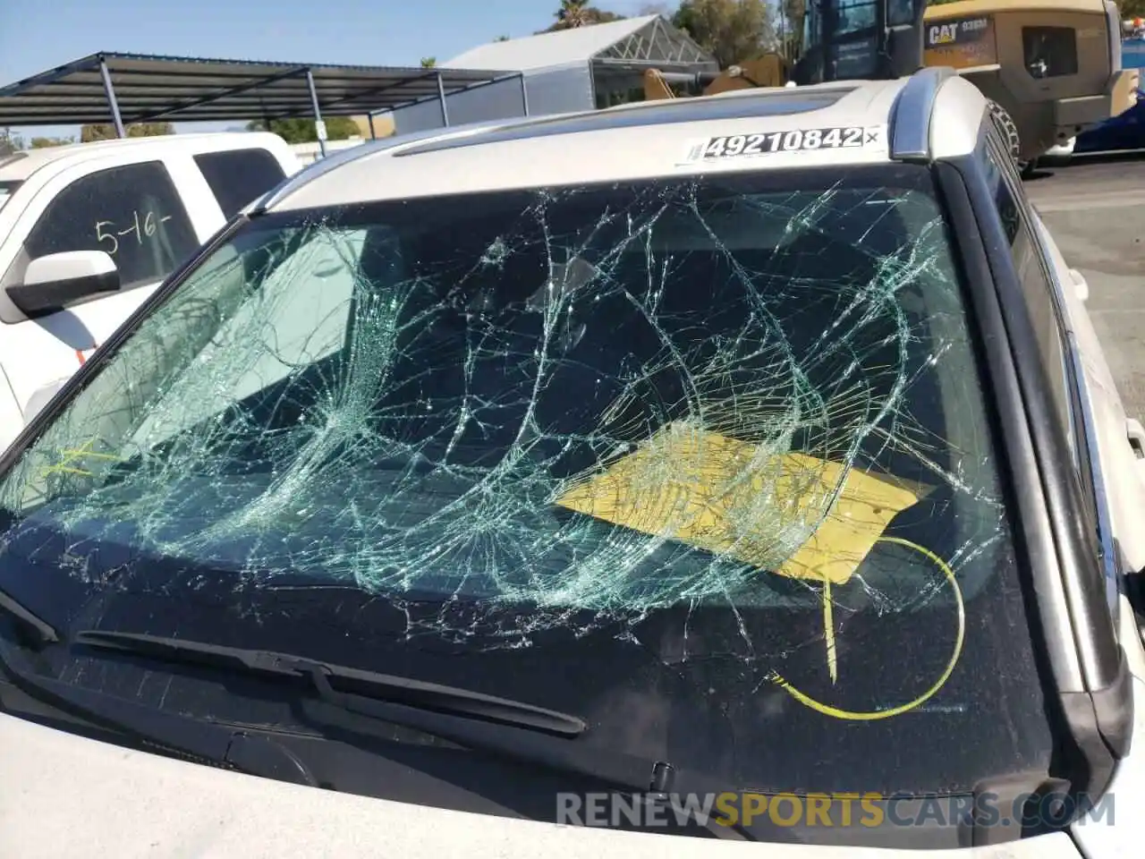 9 Photograph of a damaged car 5TDHBRCH2LS503226 TOYOTA HIGHLANDER 2020