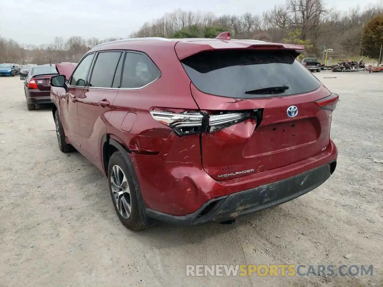 3 Photograph of a damaged car 5TDHBRCH2LS509544 TOYOTA HIGHLANDER 2020