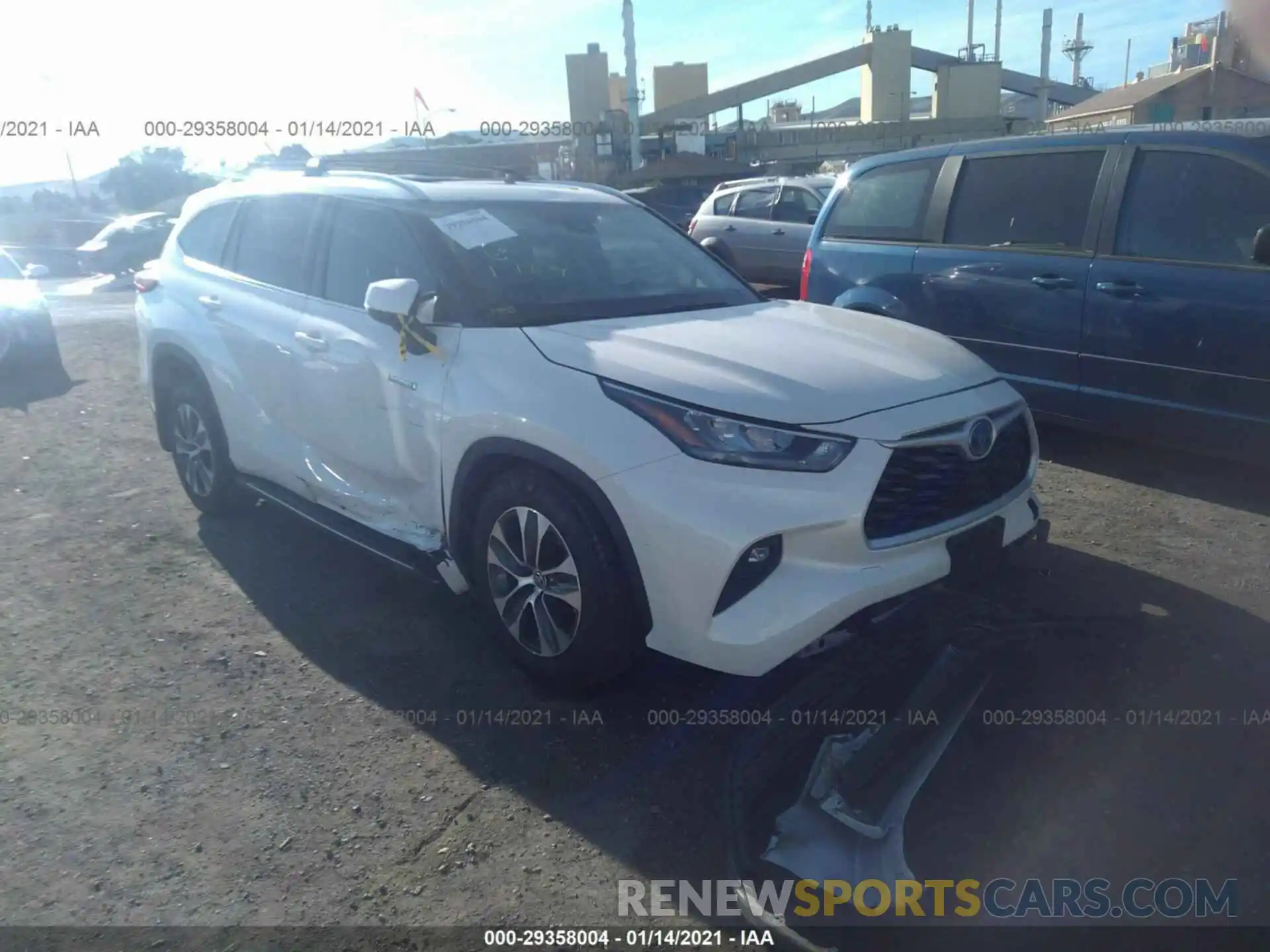 1 Photograph of a damaged car 5TDHBRCH3LS504935 TOYOTA HIGHLANDER 2020