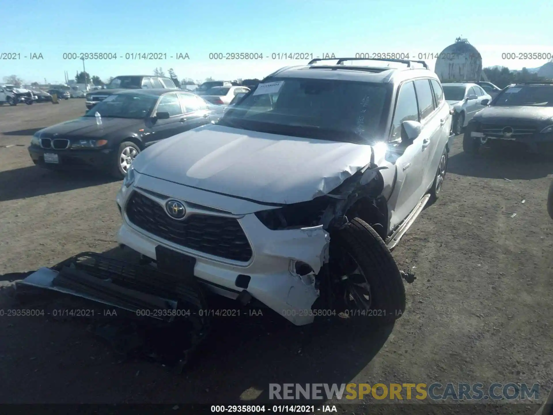 2 Photograph of a damaged car 5TDHBRCH3LS504935 TOYOTA HIGHLANDER 2020