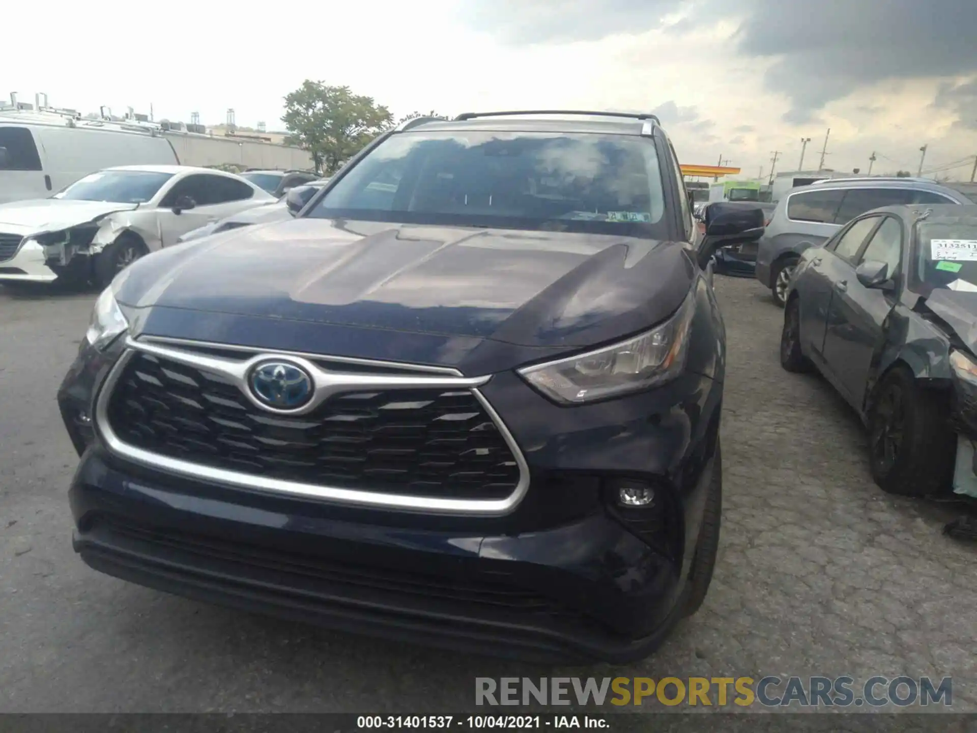 6 Photograph of a damaged car 5TDHBRCH3LS511576 TOYOTA HIGHLANDER 2020