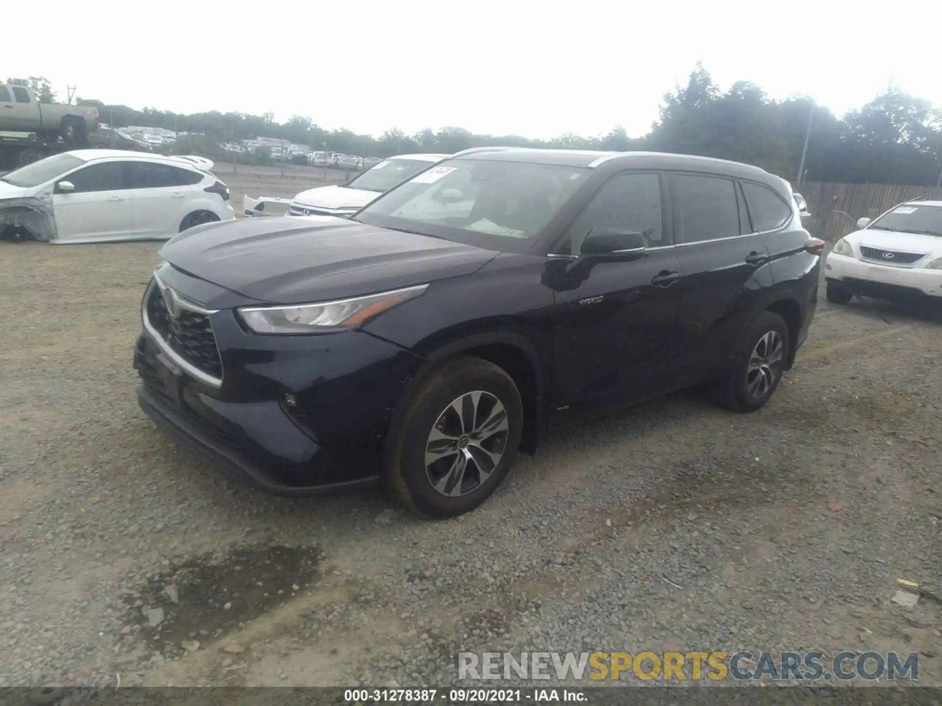 2 Photograph of a damaged car 5TDHBRCH5LS507612 TOYOTA HIGHLANDER 2020