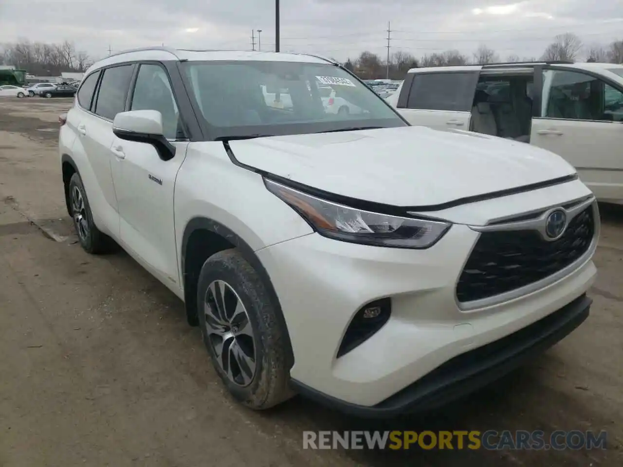 1 Photograph of a damaged car 5TDHBRCH5LS508601 TOYOTA HIGHLANDER 2020