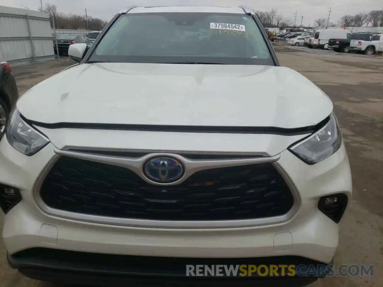 10 Photograph of a damaged car 5TDHBRCH5LS508601 TOYOTA HIGHLANDER 2020