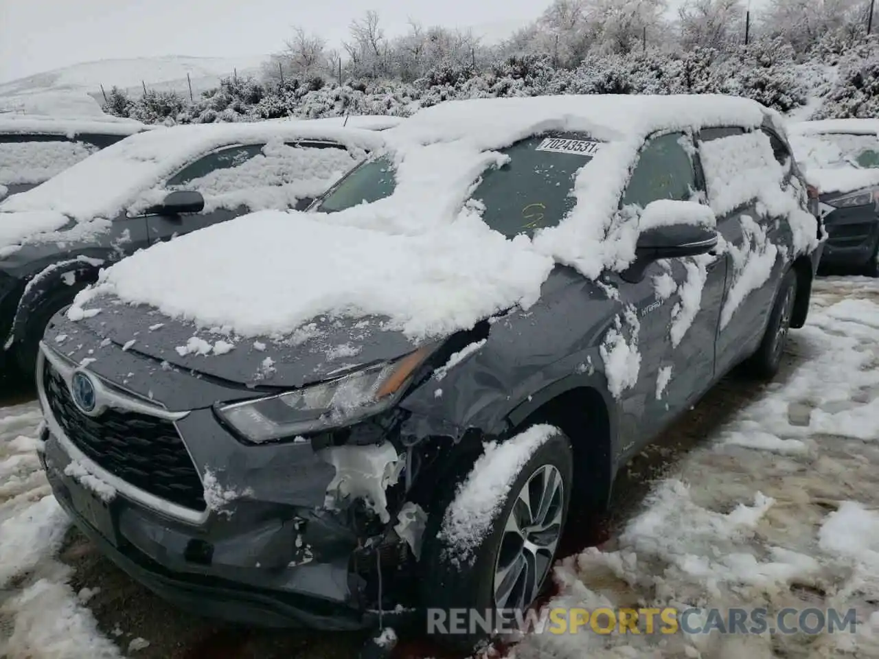 2 Photograph of a damaged car 5TDHBRCH6LS000802 TOYOTA HIGHLANDER 2020