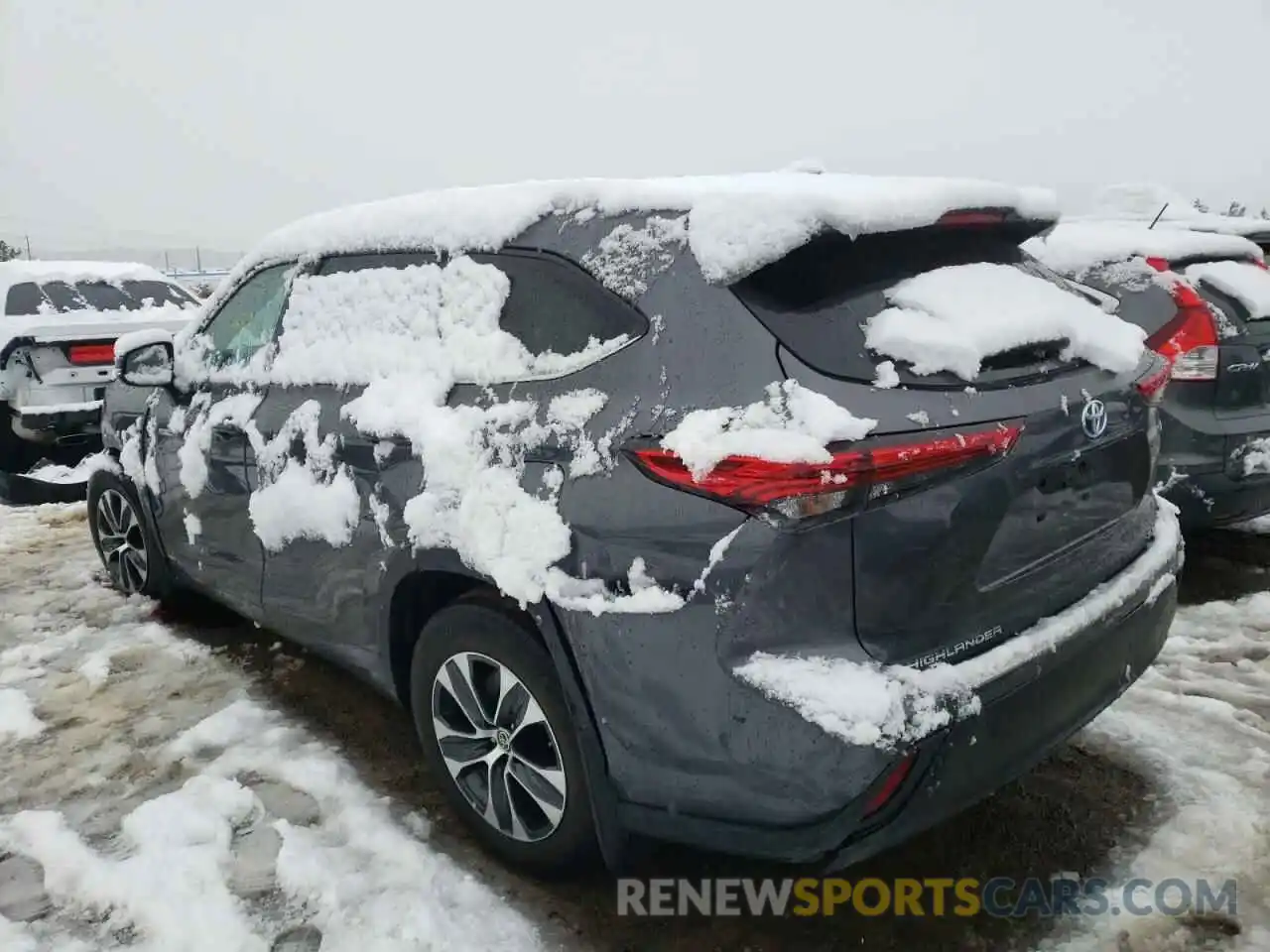 3 Photograph of a damaged car 5TDHBRCH6LS000802 TOYOTA HIGHLANDER 2020