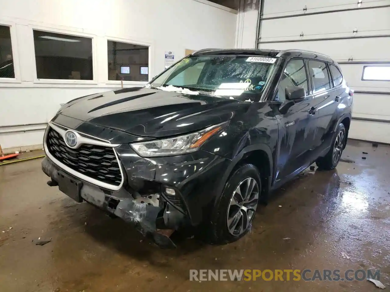 2 Photograph of a damaged car 5TDHBRCH7LS504243 TOYOTA HIGHLANDER 2020