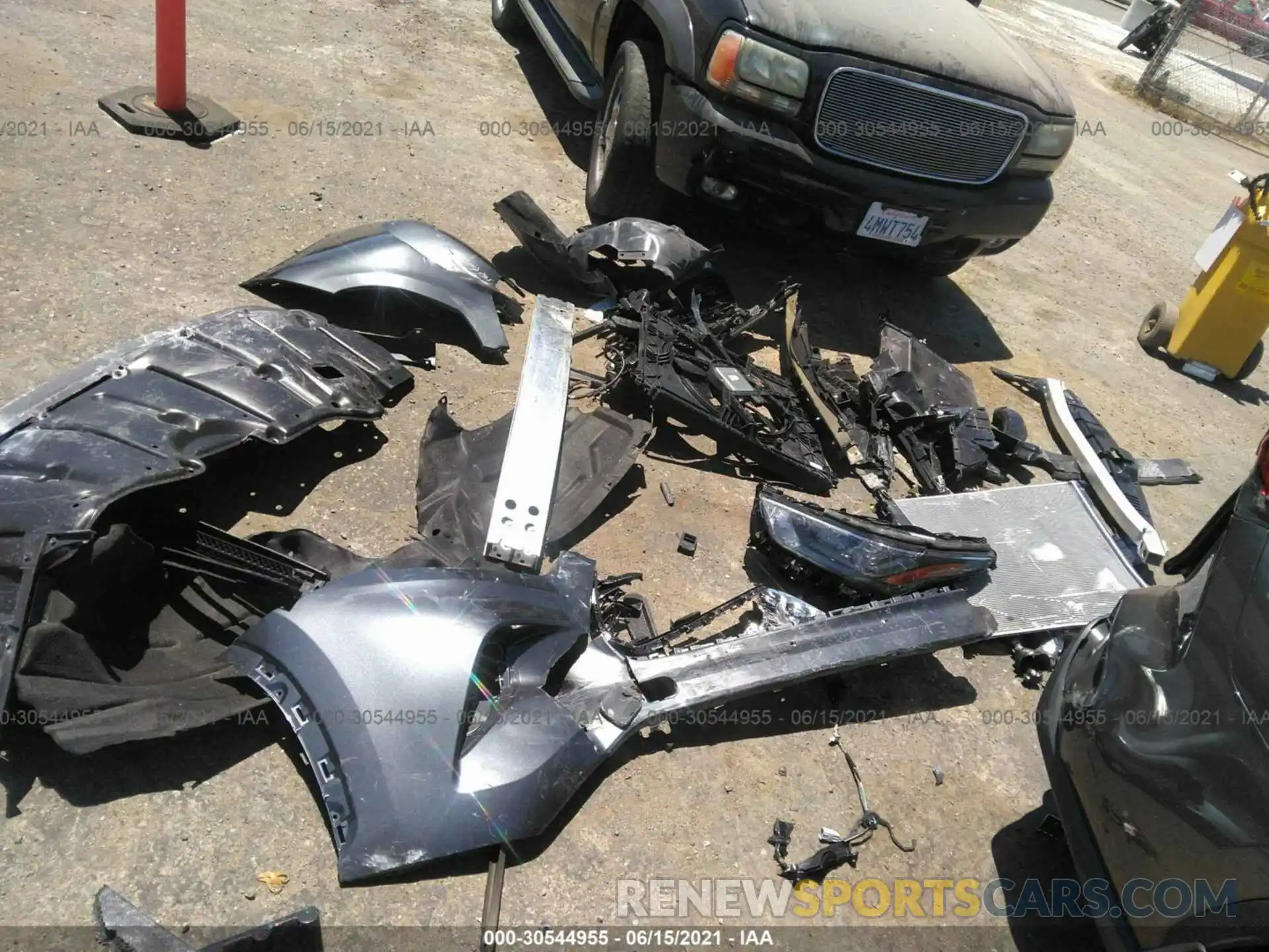 12 Photograph of a damaged car 5TDHBRCH7LS511032 TOYOTA HIGHLANDER 2020