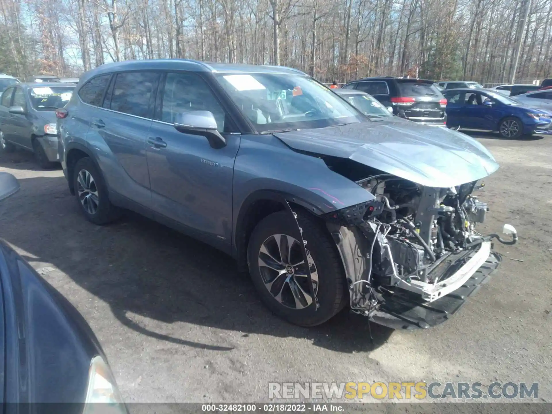 1 Photograph of a damaged car 5TDHBRCH8LS002647 TOYOTA HIGHLANDER 2020