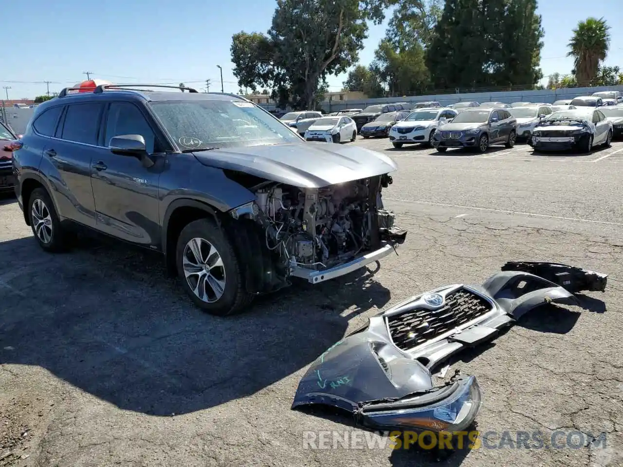 1 Photograph of a damaged car 5TDHBRCH8LS504476 TOYOTA HIGHLANDER 2020