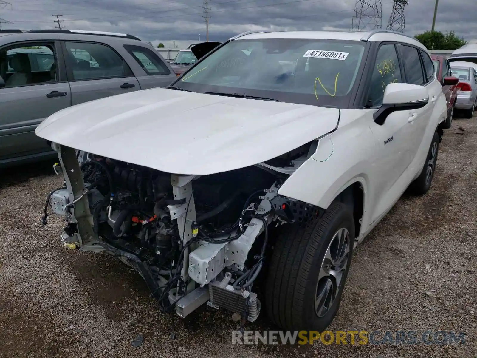 2 Photograph of a damaged car 5TDHBRCH8LS507409 TOYOTA HIGHLANDER 2020