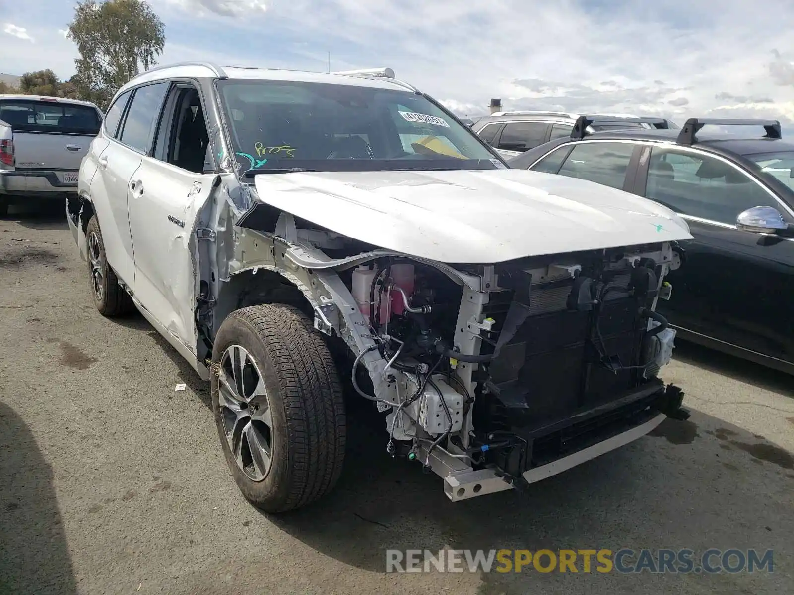 1 Photograph of a damaged car 5TDHBRCH9LS506270 TOYOTA HIGHLANDER 2020