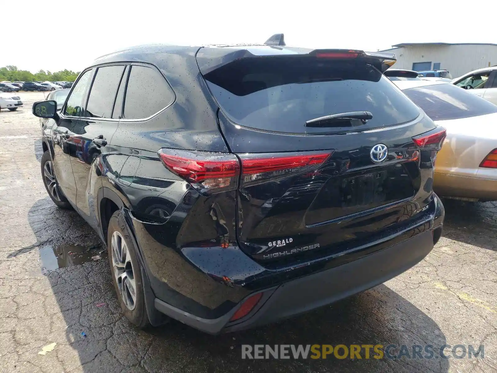 3 Photograph of a damaged car 5TDHBRCH9LS514224 TOYOTA HIGHLANDER 2020