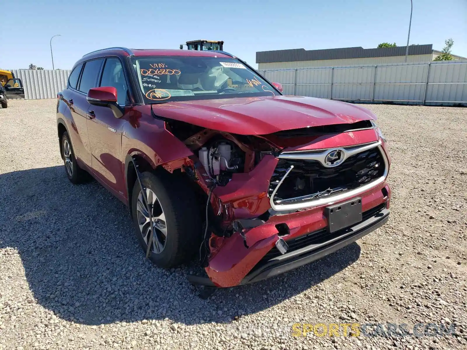 1 Photograph of a damaged car 5TDHBRCHXLS006800 TOYOTA HIGHLANDER 2020