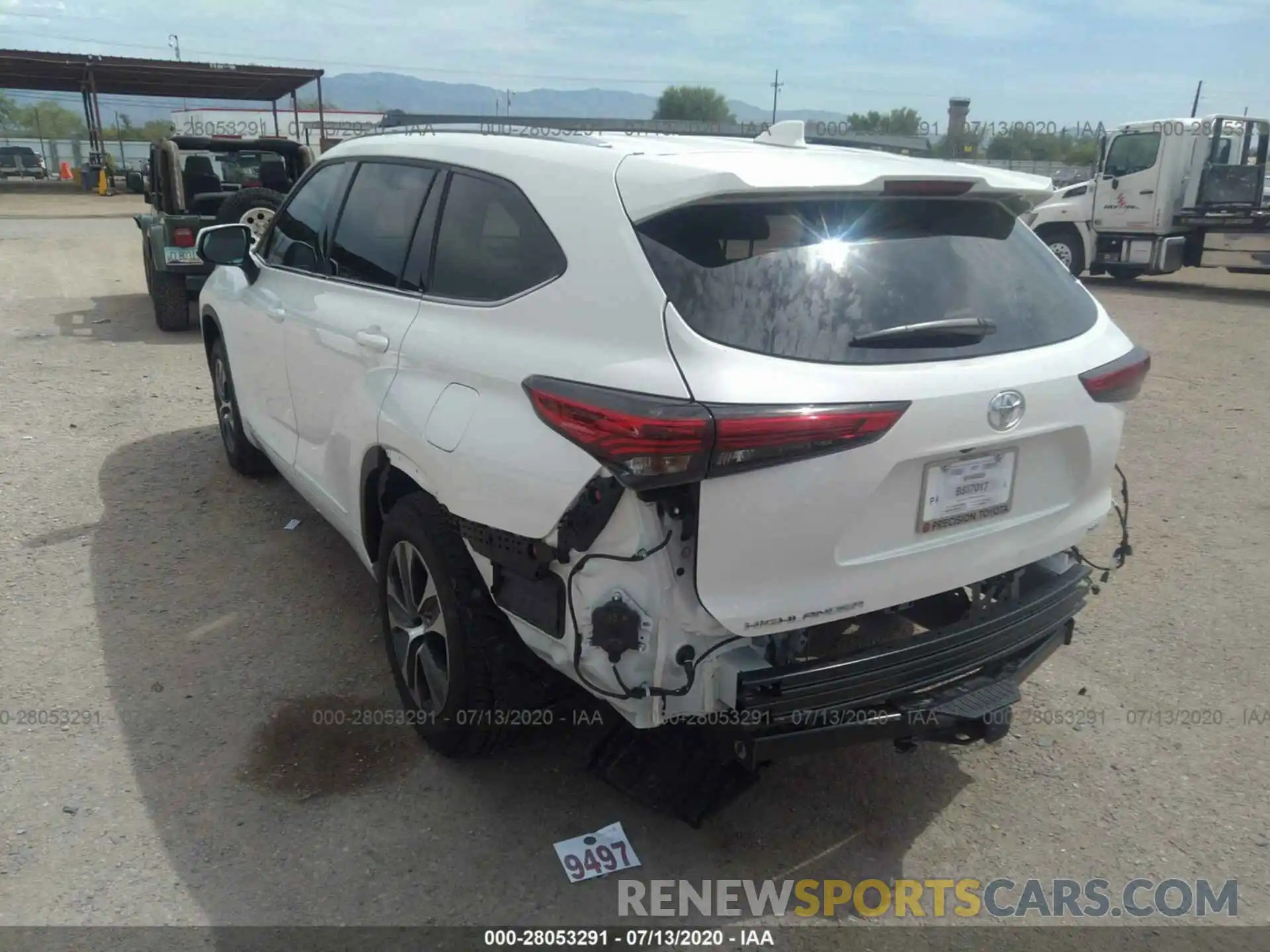 3 Photograph of a damaged car 5TDHZRAH1LS503281 TOYOTA HIGHLANDER 2020