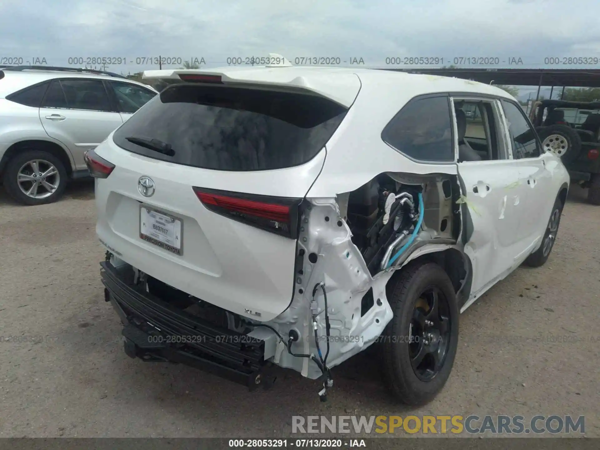 6 Photograph of a damaged car 5TDHZRAH1LS503281 TOYOTA HIGHLANDER 2020