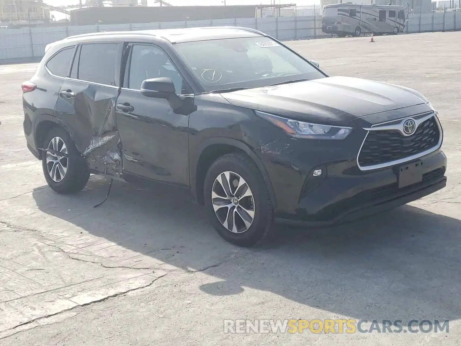 1 Photograph of a damaged car 5TDHZRAH1LS508786 TOYOTA HIGHLANDER 2020