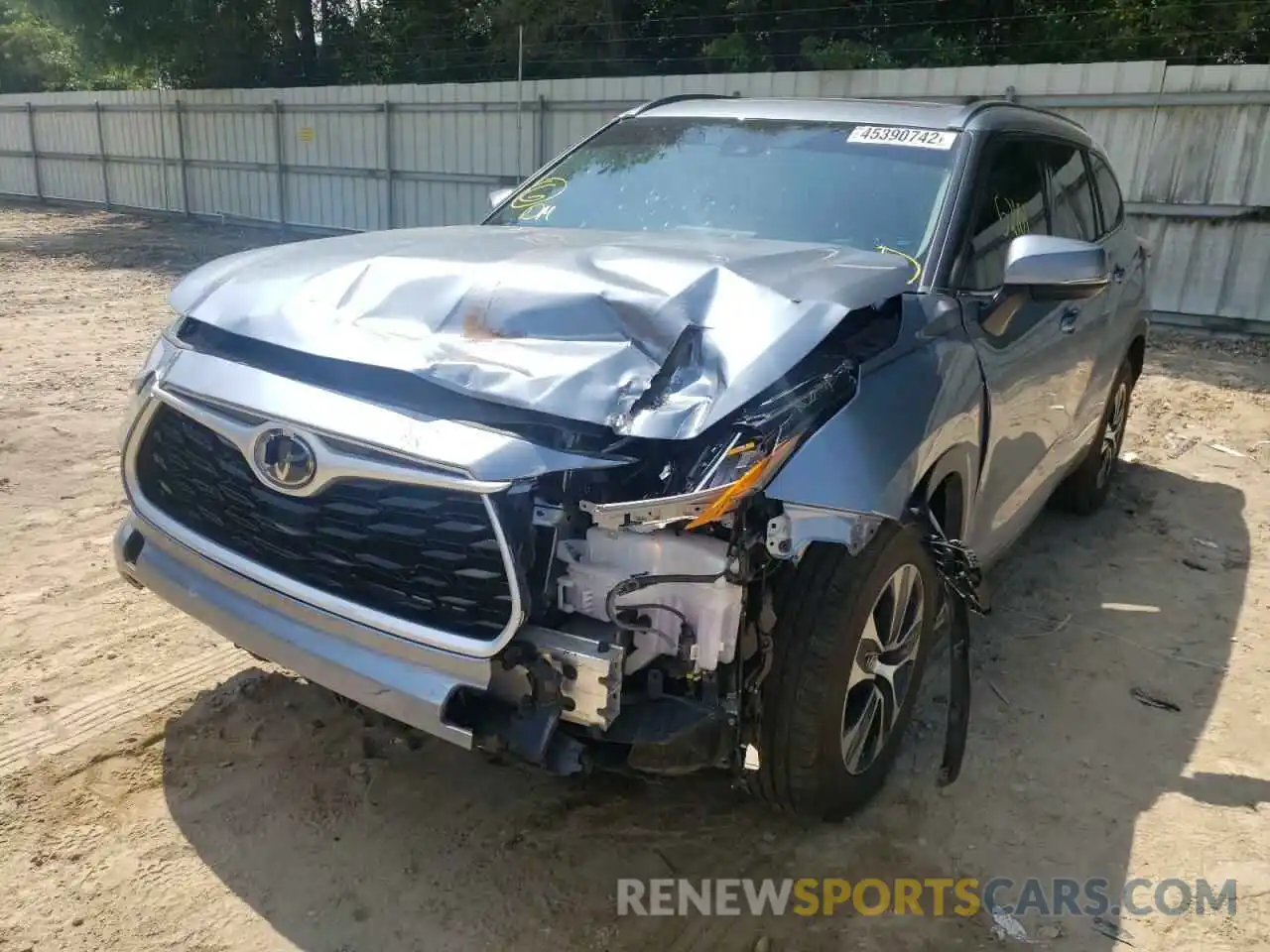 2 Photograph of a damaged car 5TDHZRAH4LS022912 TOYOTA HIGHLANDER 2020