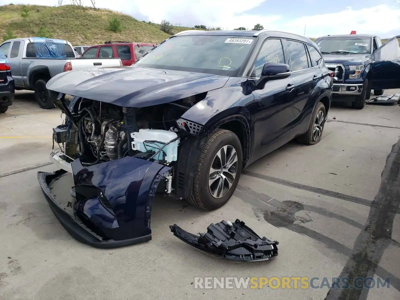 2 Photograph of a damaged car 5TDHZRAH4LS504165 TOYOTA HIGHLANDER 2020