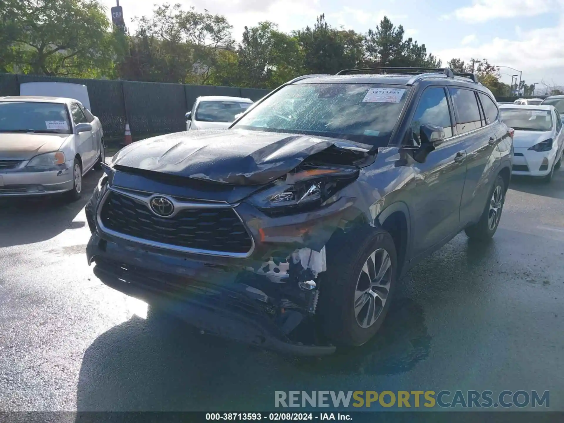 6 Photograph of a damaged car 5TDHZRAH4LS506286 TOYOTA HIGHLANDER 2020