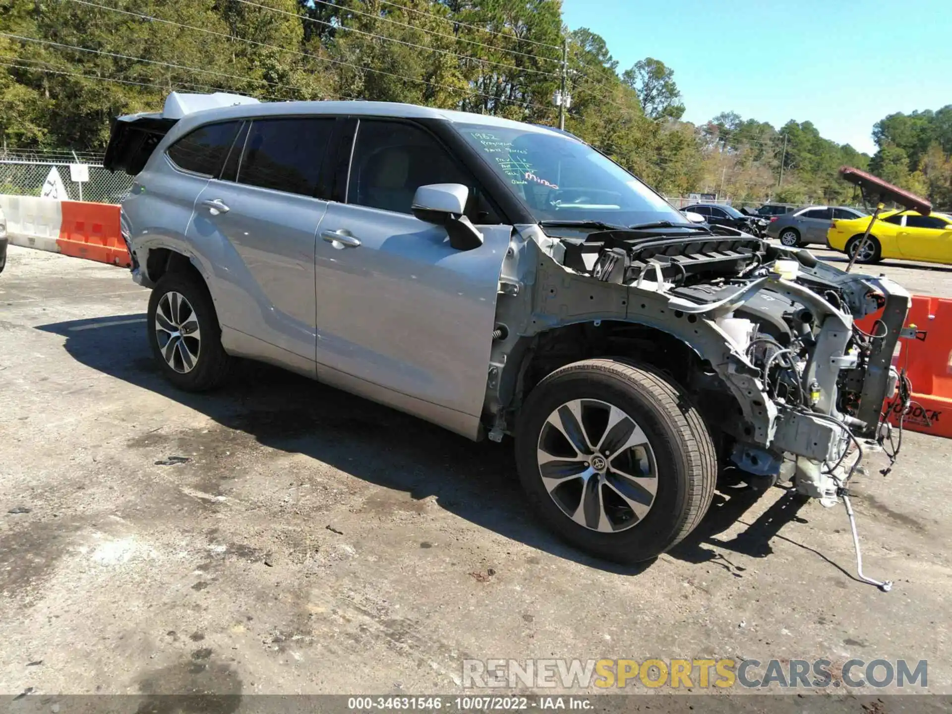 1 Photograph of a damaged car 5TDHZRAH4LS514081 TOYOTA HIGHLANDER 2020